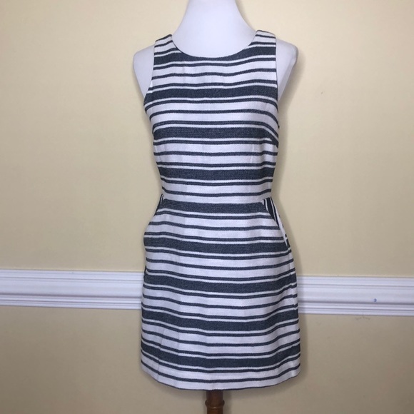 Banana Republic Dresses & Skirts - Banana Republic Sleeveless Striped Dress 8P